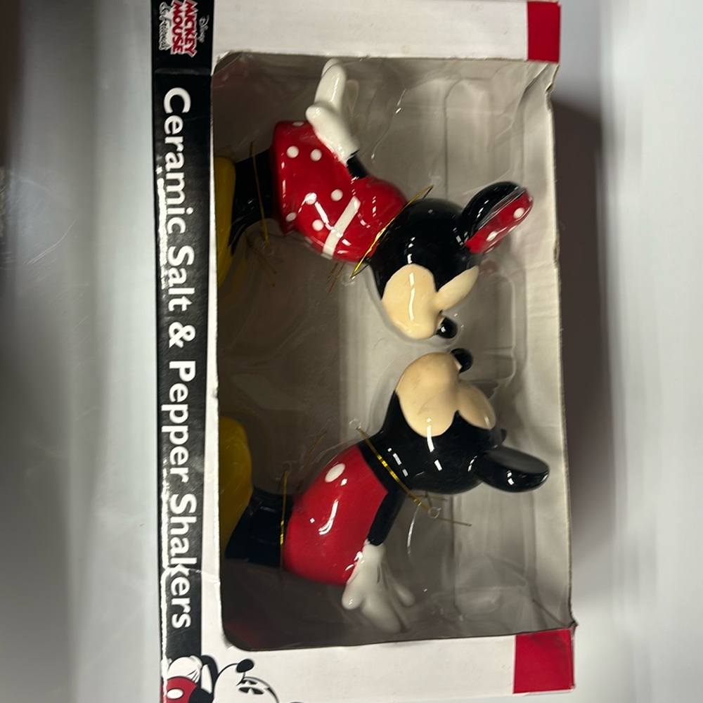 Mickey Mouse and friends ceramic salt and pepper shaker